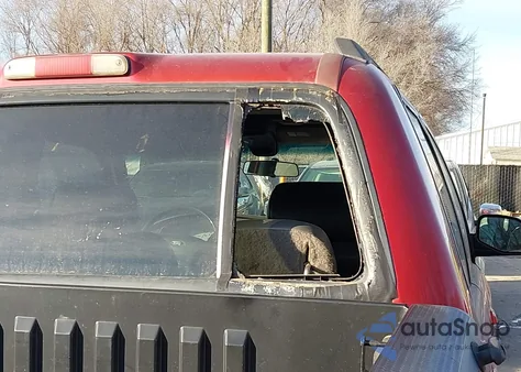 2001 Ford Explorer Sport Trac из США, поврежденный, VIN 1FMZU77EX1UC11038